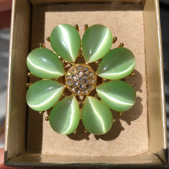 FLOWER RING - Picture 3 of 4